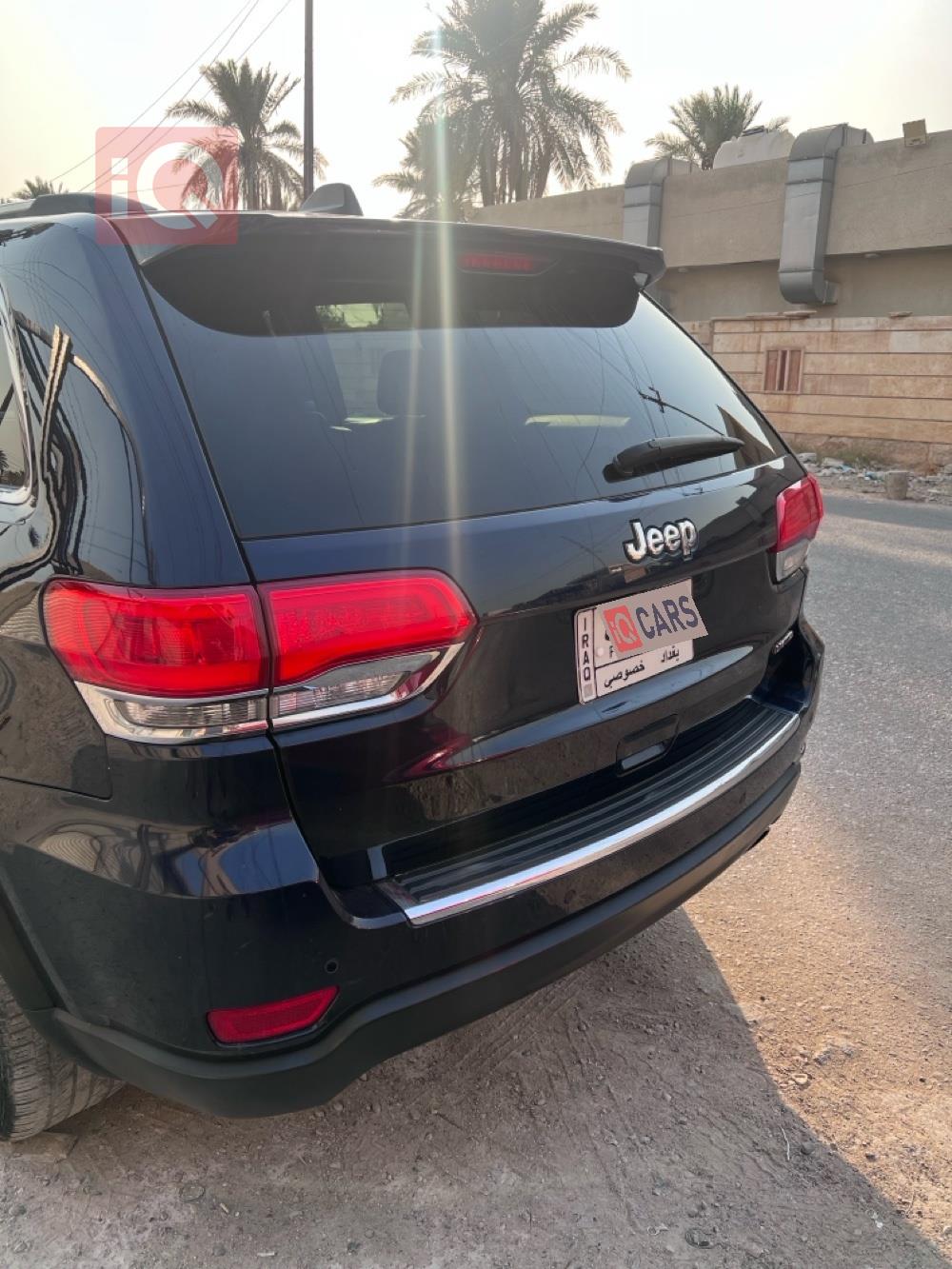 جیپ گراند شیرۆکی